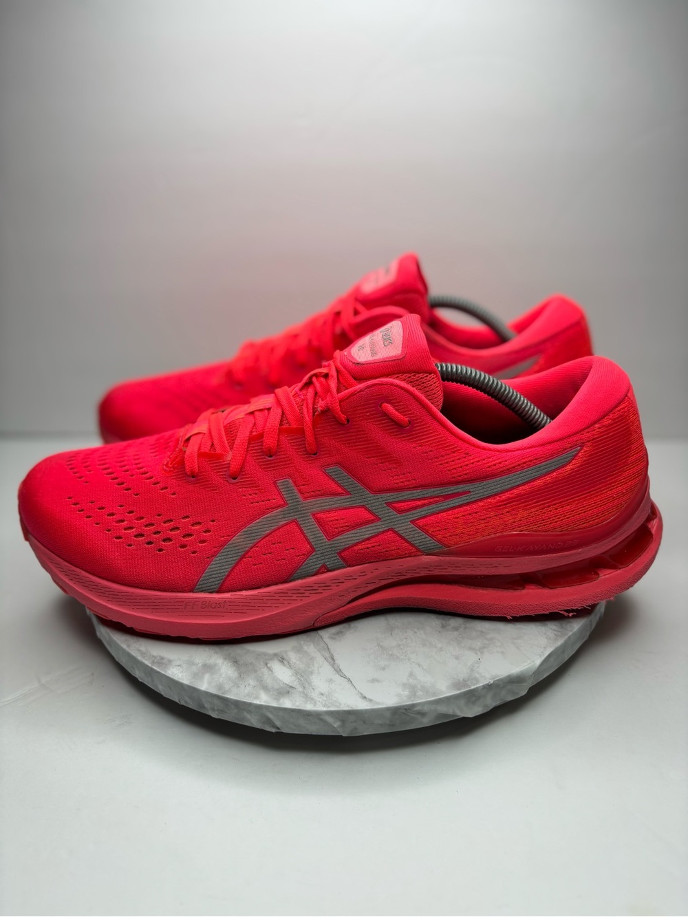 Size 12 - Asics Gel Kayano 28 Lite-Show Flash Red